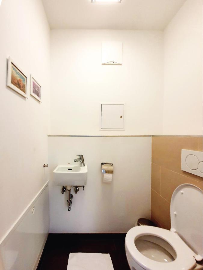 Near Lake Two Bedroom Fully Furnished Apartment Vienna Luaran gambar