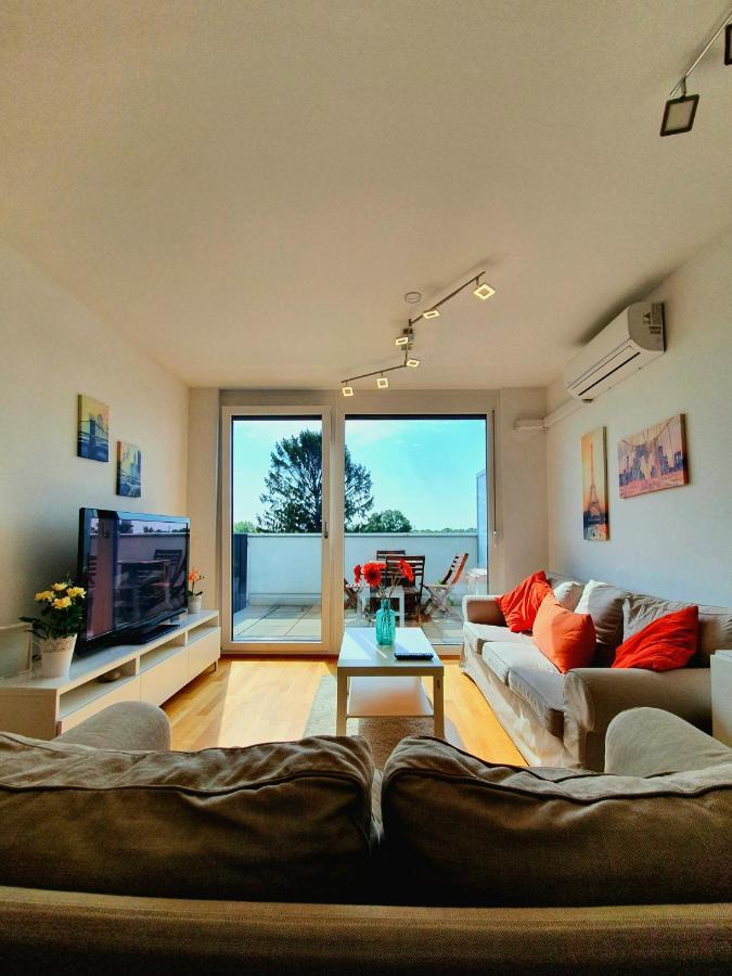 Near Lake Two Bedroom Fully Furnished Apartment Vienna Luaran gambar