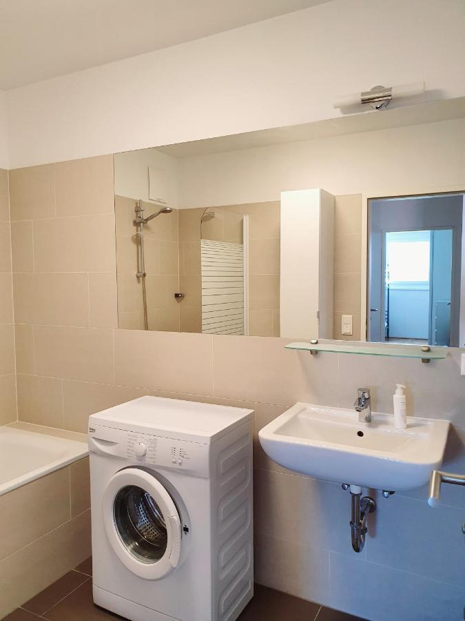 Near Lake Two Bedroom Fully Furnished Apartment Vienna Luaran gambar